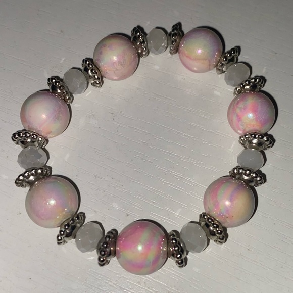 ⚡️⚡️ Pink & Silver Bracelet and Earrings Set - Picture 3 of 5